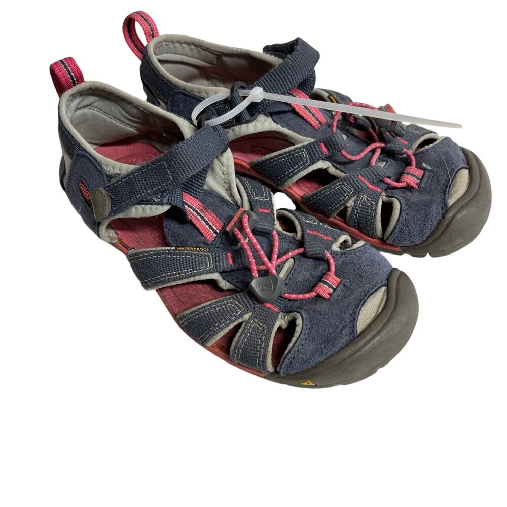 Keen Newport H2 Pink & Blue Sandals Youth Size 2